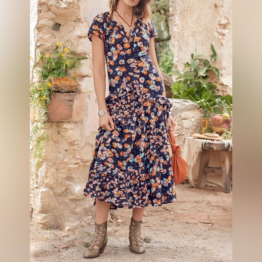Sundance Pretty Petals Dress Navy Floral MP